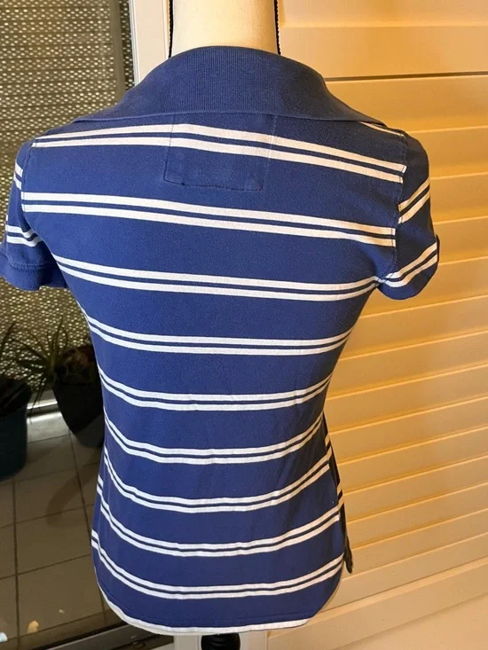 Vintage Abercrombie & Fitch Navy and White Striped Polo Tee - Short Sleeve - Picture 6 of 6